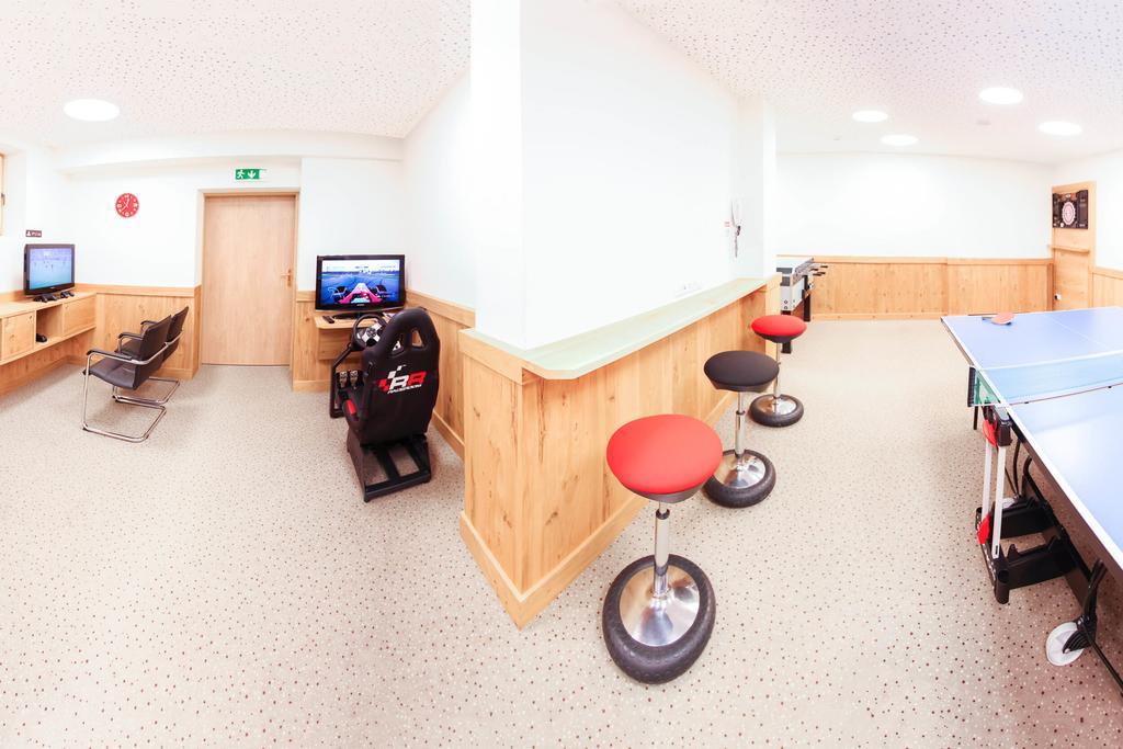 Hotel Pension Sonnleiten Тукс Экстерьер фото