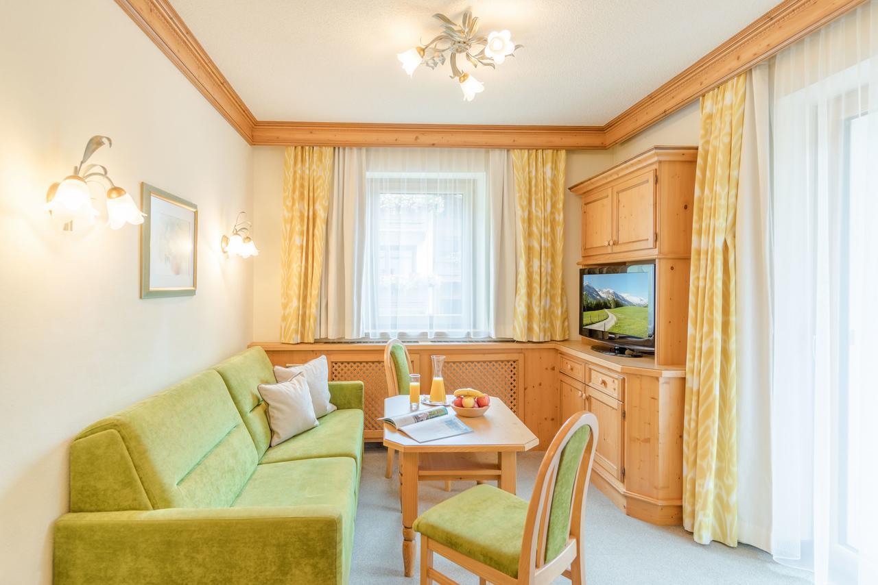 Hotel Pension Sonnleiten Тукс Экстерьер фото