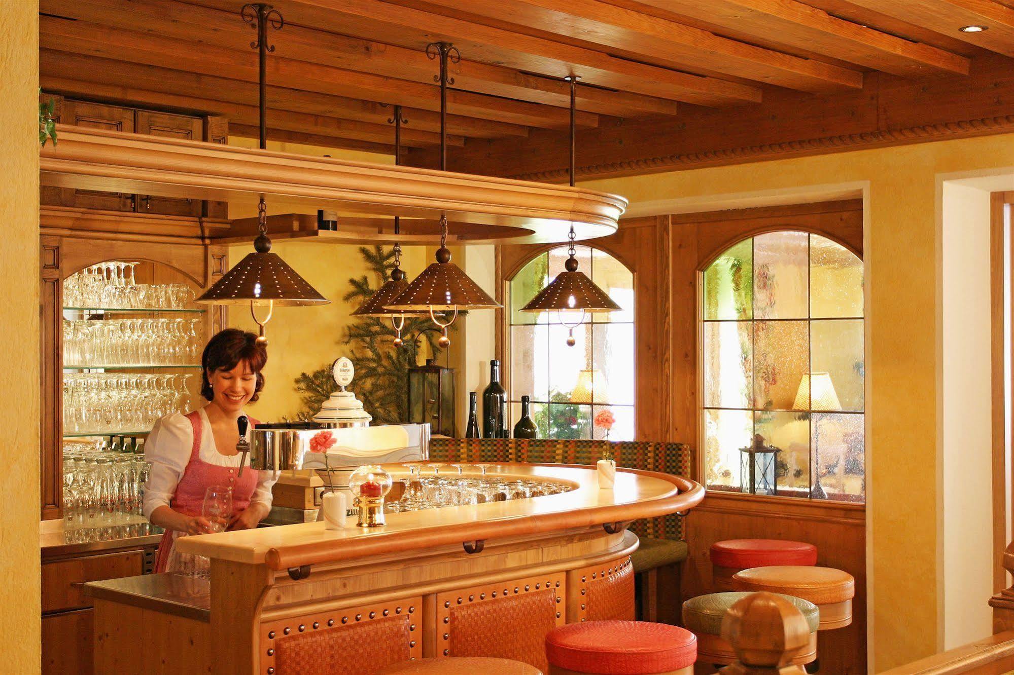 Hotel Pension Sonnleiten Тукс Экстерьер фото